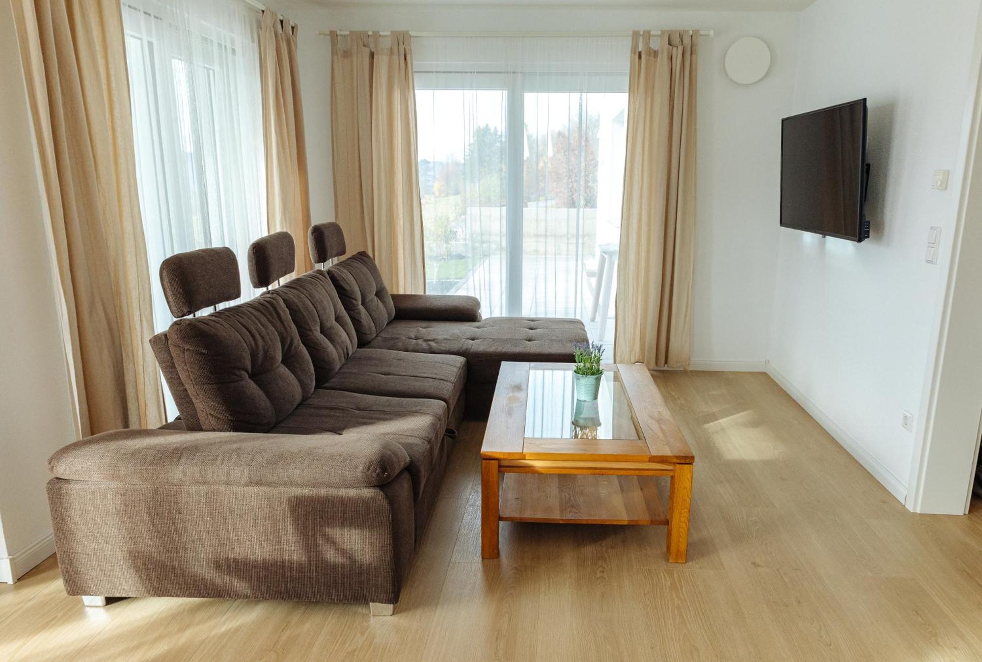 Atemberaubender Ausblick Mit Premium-Wanderwegen Vor Der Haustuer Apartamento Albstadt Exterior foto
