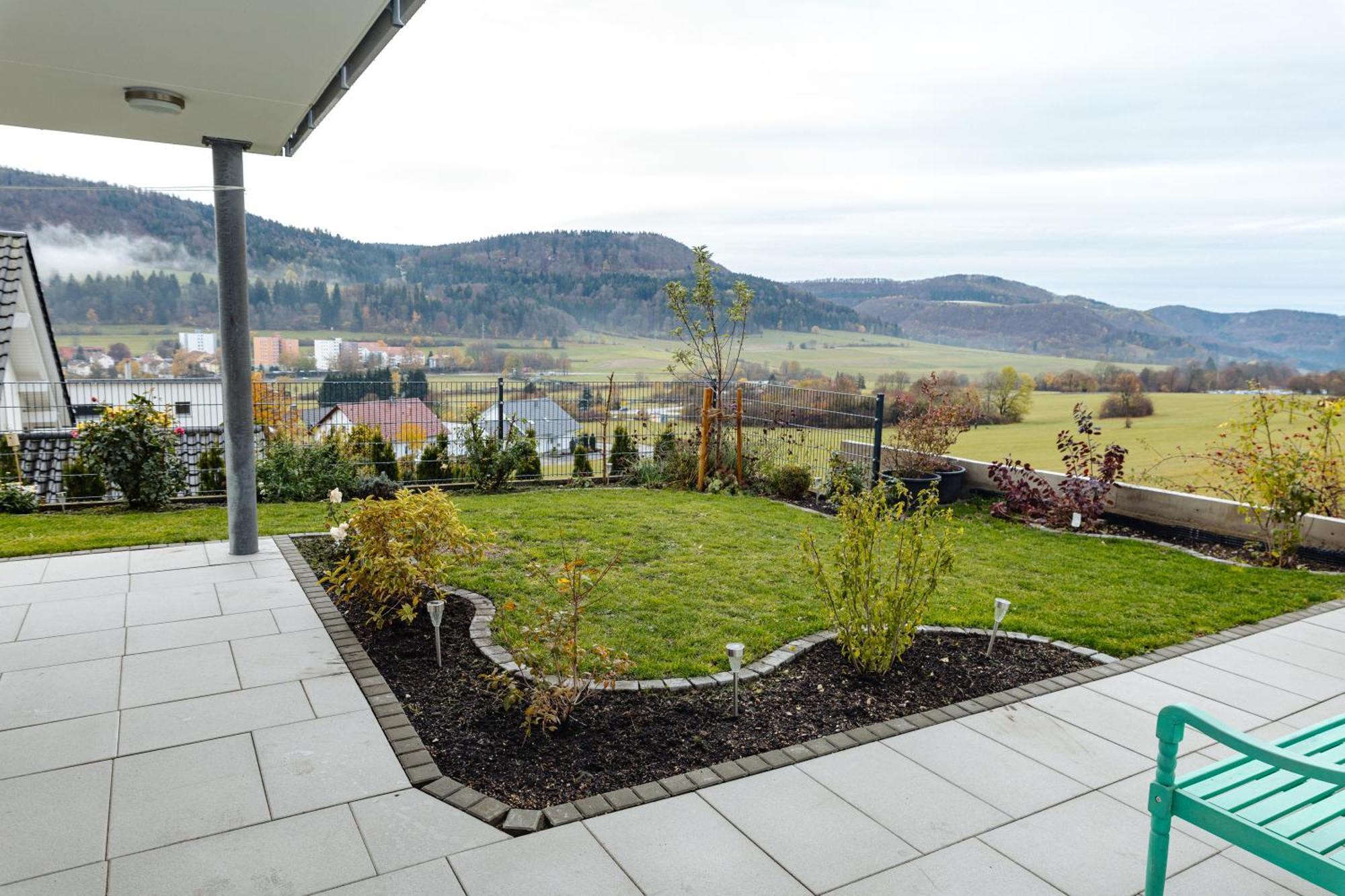 Atemberaubender Ausblick Mit Premium-Wanderwegen Vor Der Haustuer Apartamento Albstadt Exterior foto