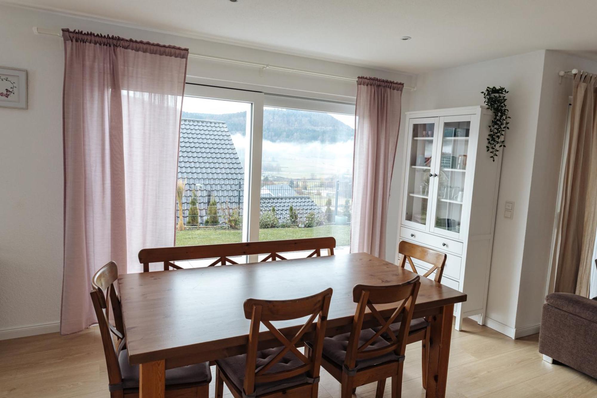 Atemberaubender Ausblick Mit Premium-Wanderwegen Vor Der Haustuer Apartamento Albstadt Exterior foto